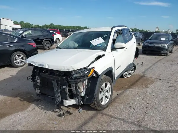 3C4NJCBBXJT165609 2018 JEEP COMPASS - Image 2