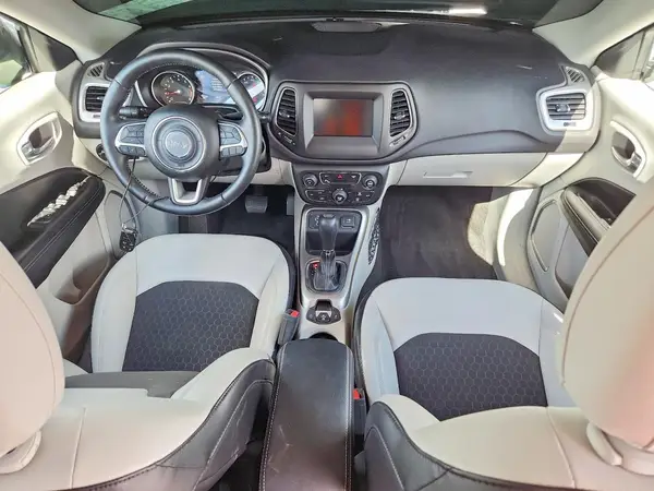 3C4NJCBBXJT181938 2018 JEEP COMPASS - Image 8
