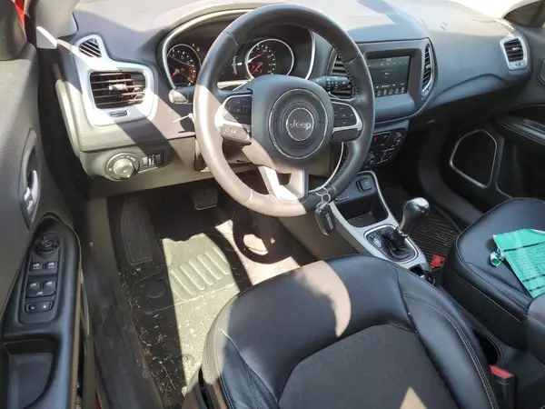 3C4NJCBBXJT186492 2018 JEEP COMPASS - Image 8