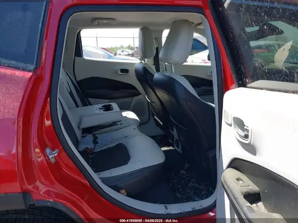 3C4NJCBBXJT193295 2018 JEEP COMPASS - Image 8