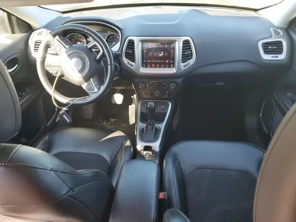 3C4NJCBBXJT193829 2018 JEEP COMPASS - Image 8