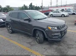3C4NJCBBXJT194107 2018 JEEP COMPASS