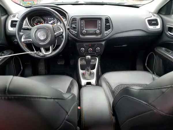 3C4NJCBBXJT205137 2018 JEEP COMPASS - Image 8