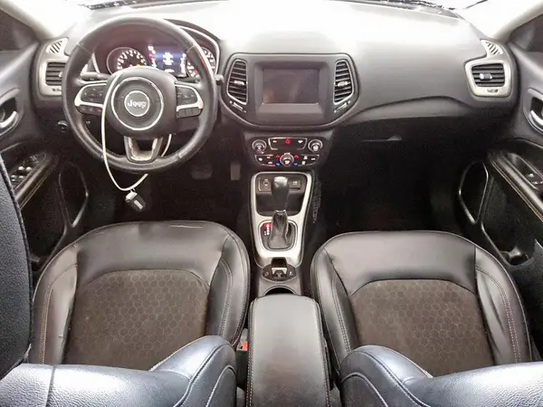3C4NJCBBXJT227588 2018 JEEP COMPASS - Image 8