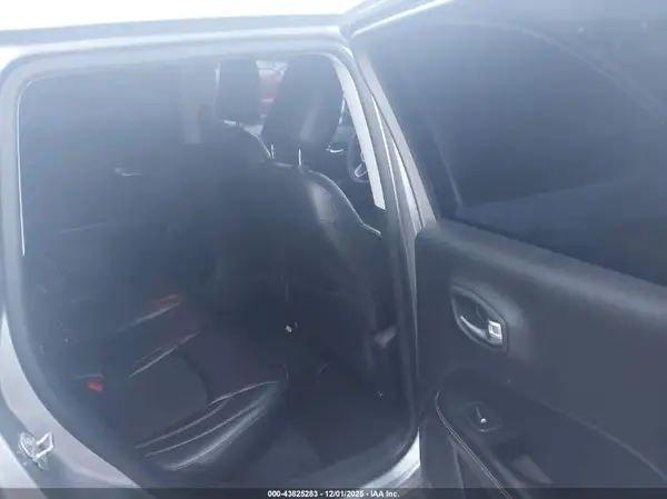 3C4NJCBBXJT233567 2018 JEEP COMPASS - Image 8