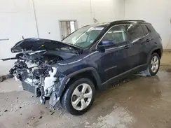 3C4NJCBBXJT233696 2018 JEEP COMPASS