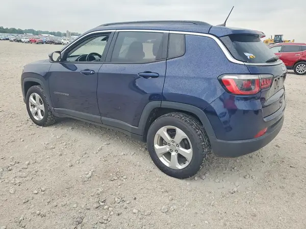 3C4NJCBBXJT235349 2018 JEEP COMPASS - Image 2