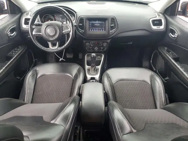 3C4NJCBBXJT235349 2018 JEEP COMPASS - Image 8