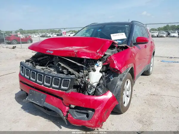 3C4NJCBBXJT240888 2018 JEEP COMPASS - Image 2