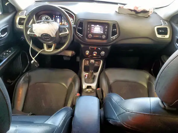 3C4NJCBBXJT240907 2018 JEEP COMPASS - Image 8