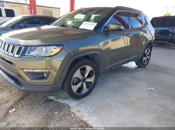 3C4NJCBBXJT248344 2018 JEEP COMPASS - Image 2