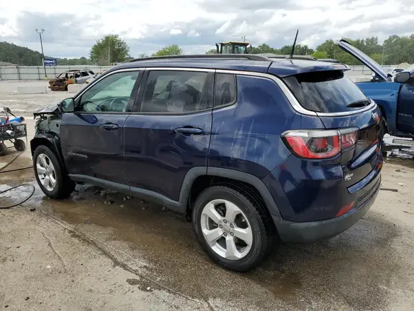 3C4NJCBBXJT267881 2018 JEEP COMPASS - Image 2
