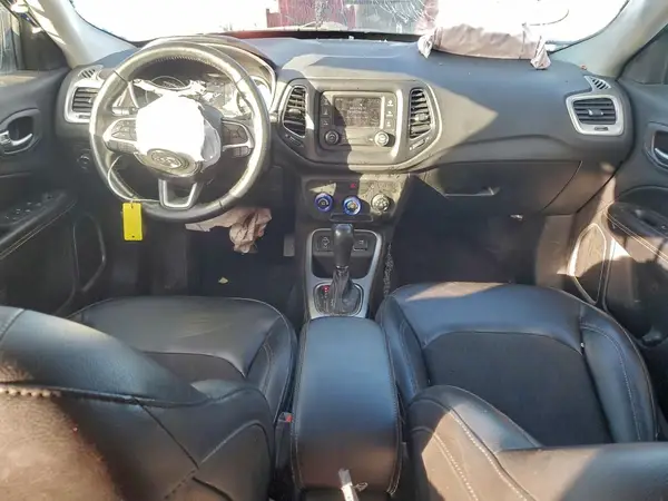 3C4NJCBBXJT267976 2018 JEEP COMPASS - Image 8