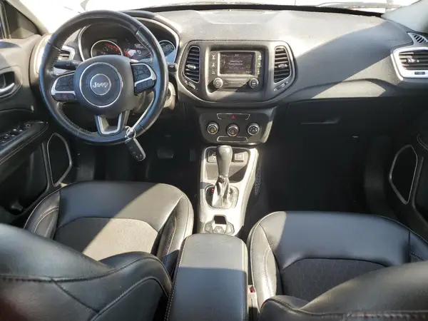 3C4NJCBBXJT272434 2018 JEEP COMPASS - Image 8