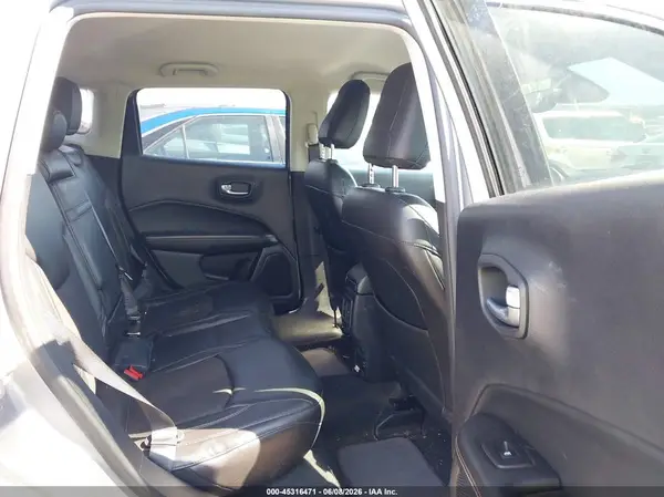 3C4NJCBBXJT287029 2018 JEEP COMPASS - Image 8