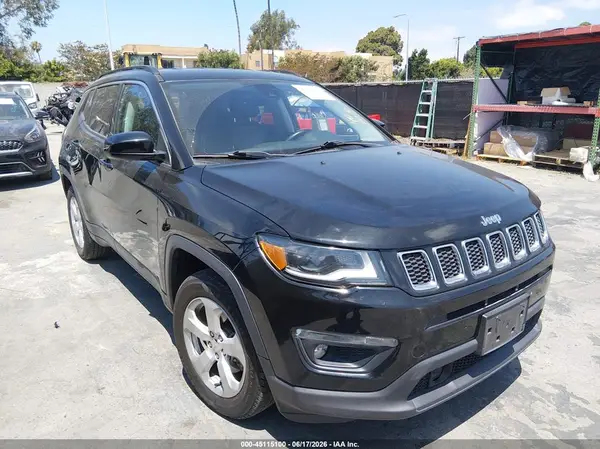 3C4NJCBBXJT293123 2018 JEEP COMPASS - Image 1