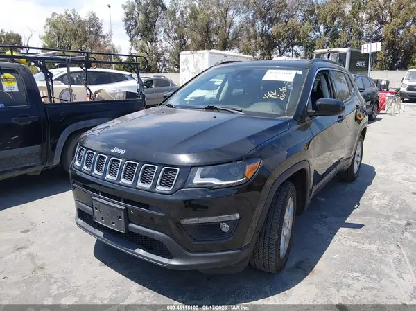 3C4NJCBBXJT293123 2018 JEEP COMPASS - Image 2