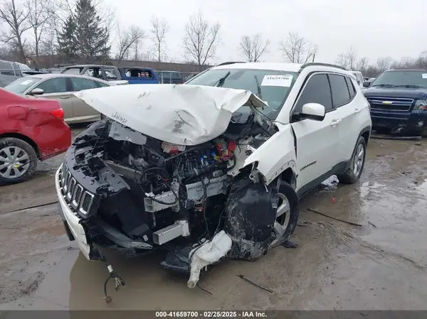 3C4NJCBBXJT309014 2018 JEEP COMPASS - Image 2