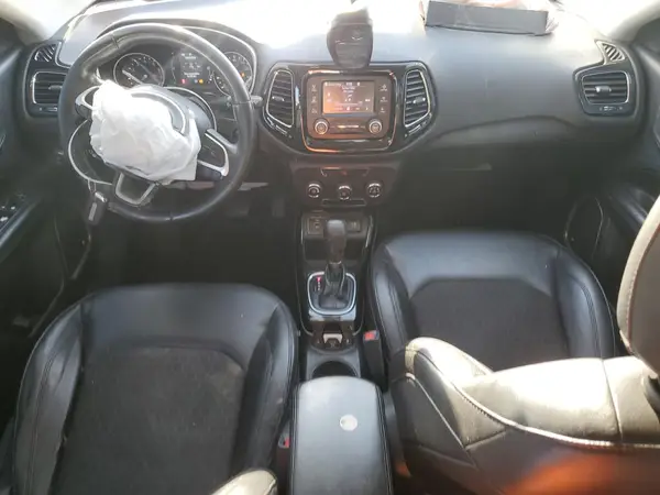 3C4NJCBBXJT318361 2018 JEEP COMPASS - Image 8