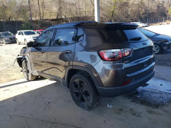 3C4NJCBBXJT327187 2018 JEEP COMPASS - Image 2
