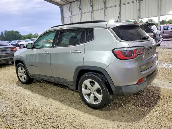 3C4NJCBBXJT344135 2018 JEEP COMPASS - Image 2
