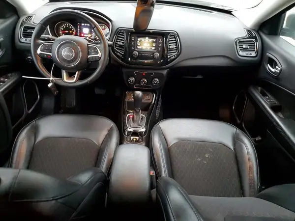 3C4NJCBBXJT407962 2018 JEEP COMPASS - Image 8