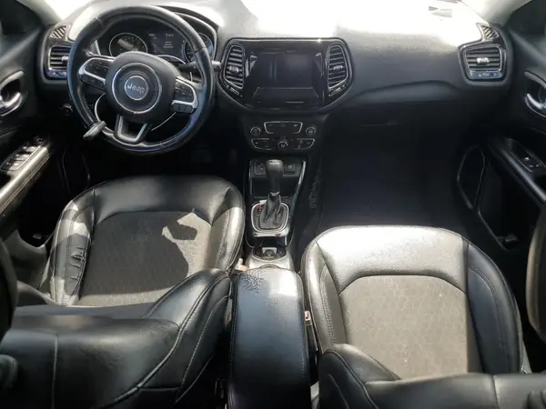 3C4NJCBBXJT409520 2018 JEEP COMPASS - Image 8