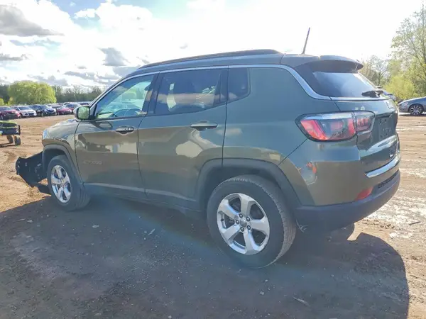 3C4NJCBBXJT411865 2018 JEEP COMPASS - Image 2