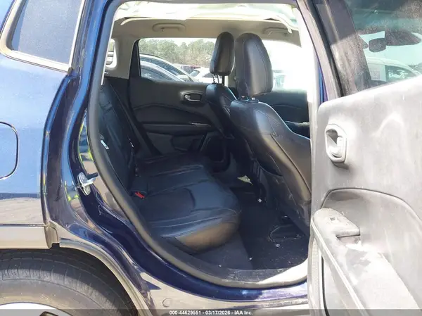 3C4NJCBBXJT462427 2018 JEEP COMPASS - Image 8