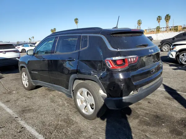 3C4NJCBBXJT466591 2018 JEEP COMPASS - Image 2