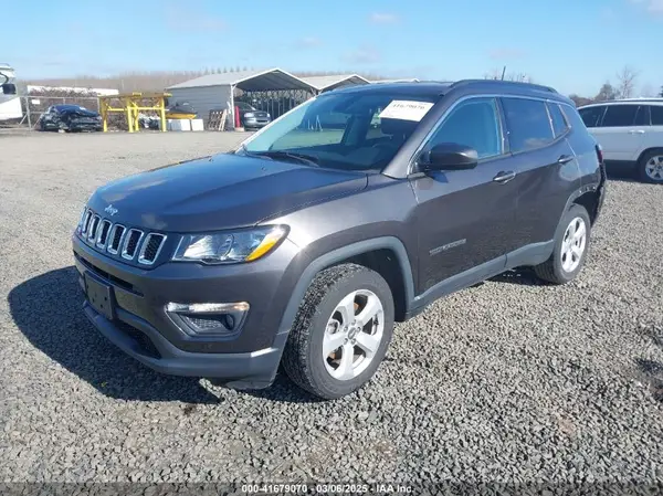 3C4NJCBBXJT488669 2018 JEEP COMPASS - Image 2