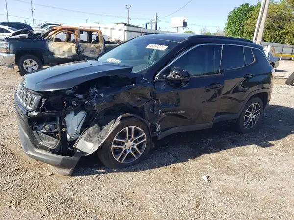 3C4NJCBBXJT494472 2018 JEEP COMPASS - Image 1