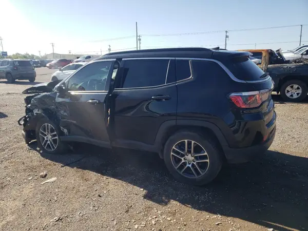 3C4NJCBBXJT494472 2018 JEEP COMPASS - Image 2