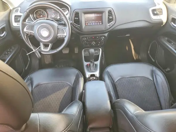 3C4NJCBBXJT495377 2018 JEEP COMPASS - Image 8
