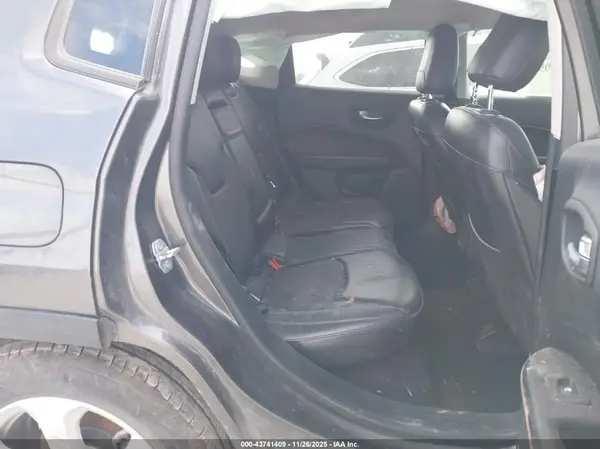 3C4NJCBBXJT502148 2018 JEEP COMPASS - Image 8