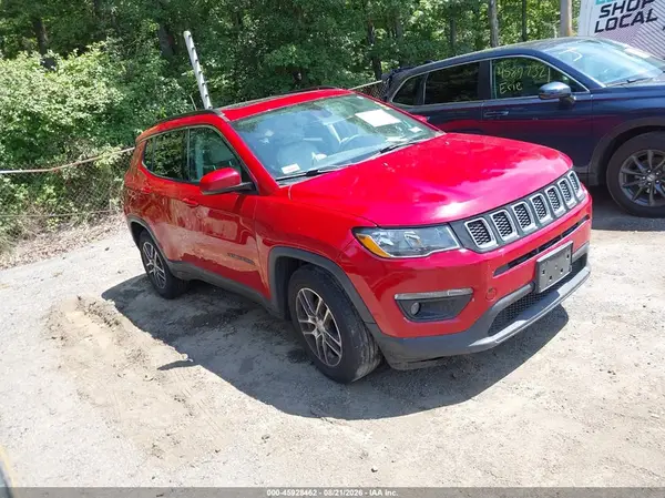 3C4NJCBBXJT503171 2018 JEEP COMPASS - Image 1