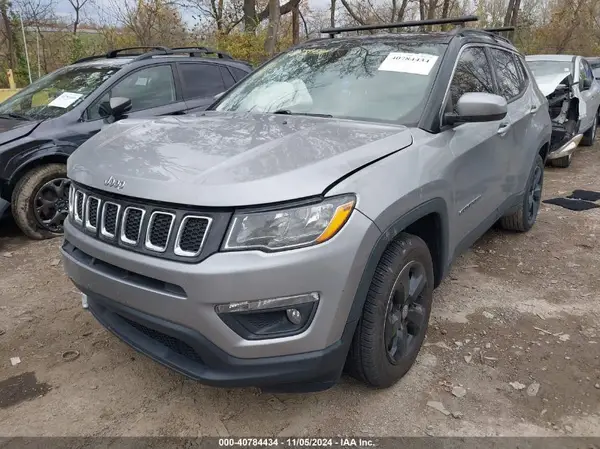 3C4NJCBBXKT613543 2019 JEEP COMPASS - Image 2