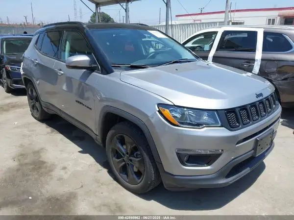 3C4NJCBBXKT613848 2019 JEEP COMPASS - Image 1