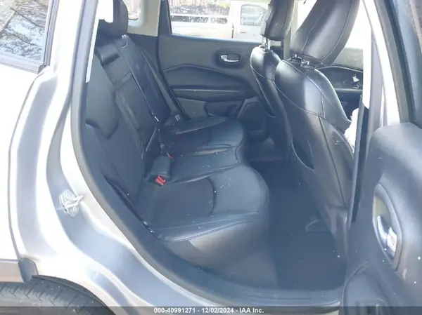 3C4NJCBBXKT636840 2019 JEEP COMPASS - Image 8