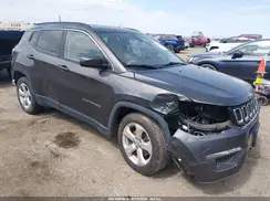 3C4NJCBBXKT649233 2019 JEEP COMPASS