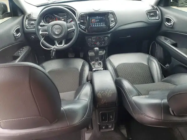 3C4NJCBBXKT663777 2019 JEEP COMPASS - Image 8