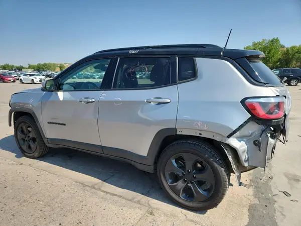 3C4NJCBBXKT692812 2019 JEEP COMPASS - Image 2