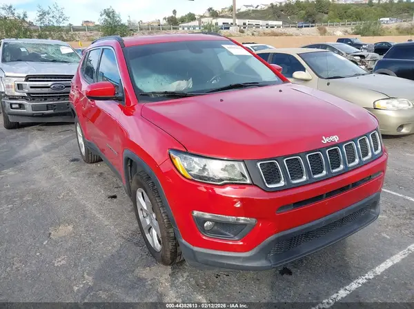 3C4NJCBBXKT699307 2019 JEEP COMPASS - Image 1