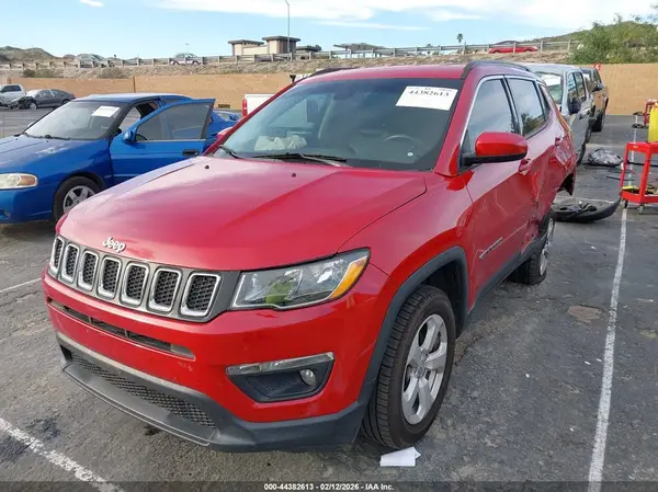 3C4NJCBBXKT699307 2019 JEEP COMPASS - Image 2