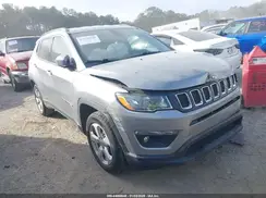 3C4NJCBBXKT699873 2019 JEEP COMPASS