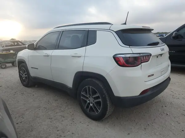 3C4NJCBBXKT711522 2019 JEEP COMPASS - Image 2