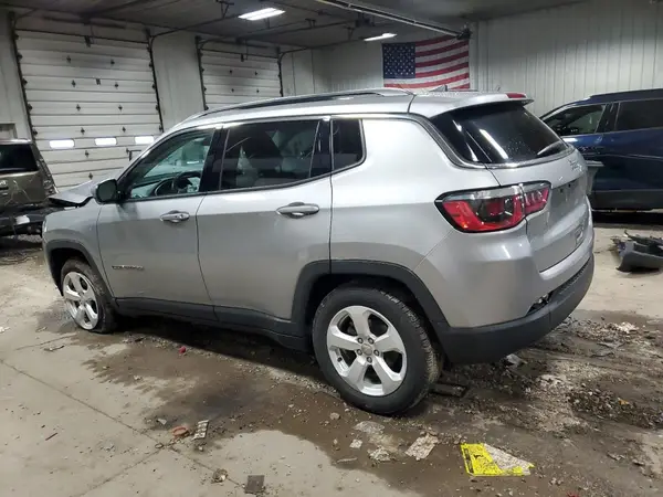 3C4NJCBBXKT711715 2019 JEEP COMPASS - Image 2