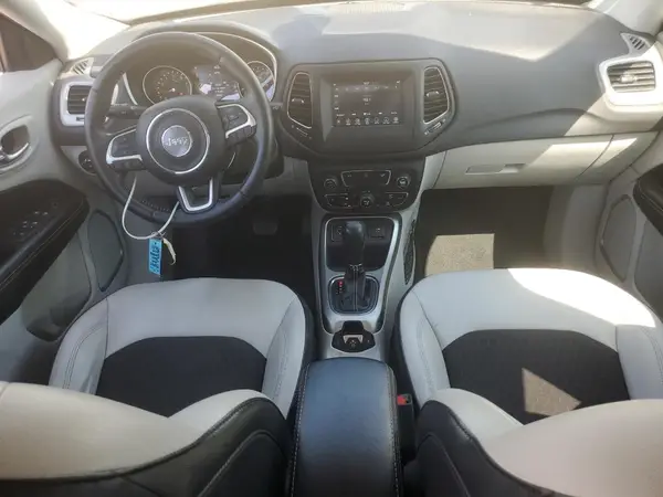 3C4NJCBBXKT736551 2019 JEEP COMPASS - Image 8