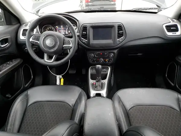 3C4NJCBBXKT736758 2019 JEEP COMPASS - Image 8