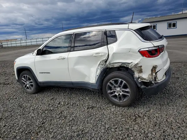 3C4NJCBBXKT819669 2019 JEEP COMPASS - Image 2